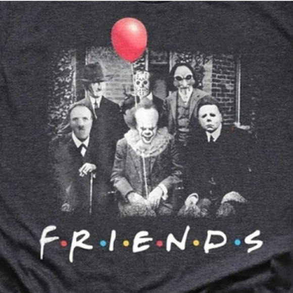 🎈Get this tee while u can!!! Plus sizes🌺 - Picture 2 of 5